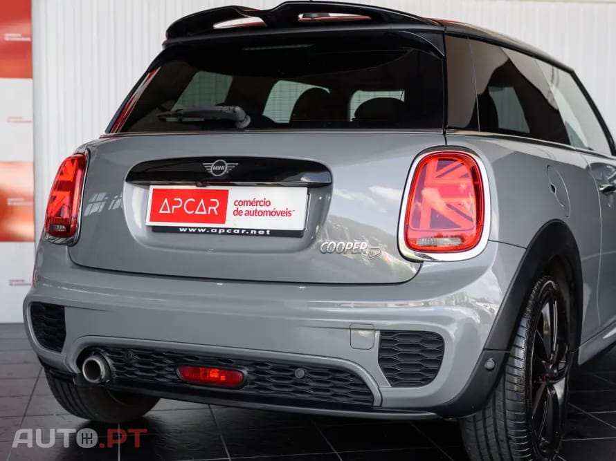 MINI Cooper Cooper D