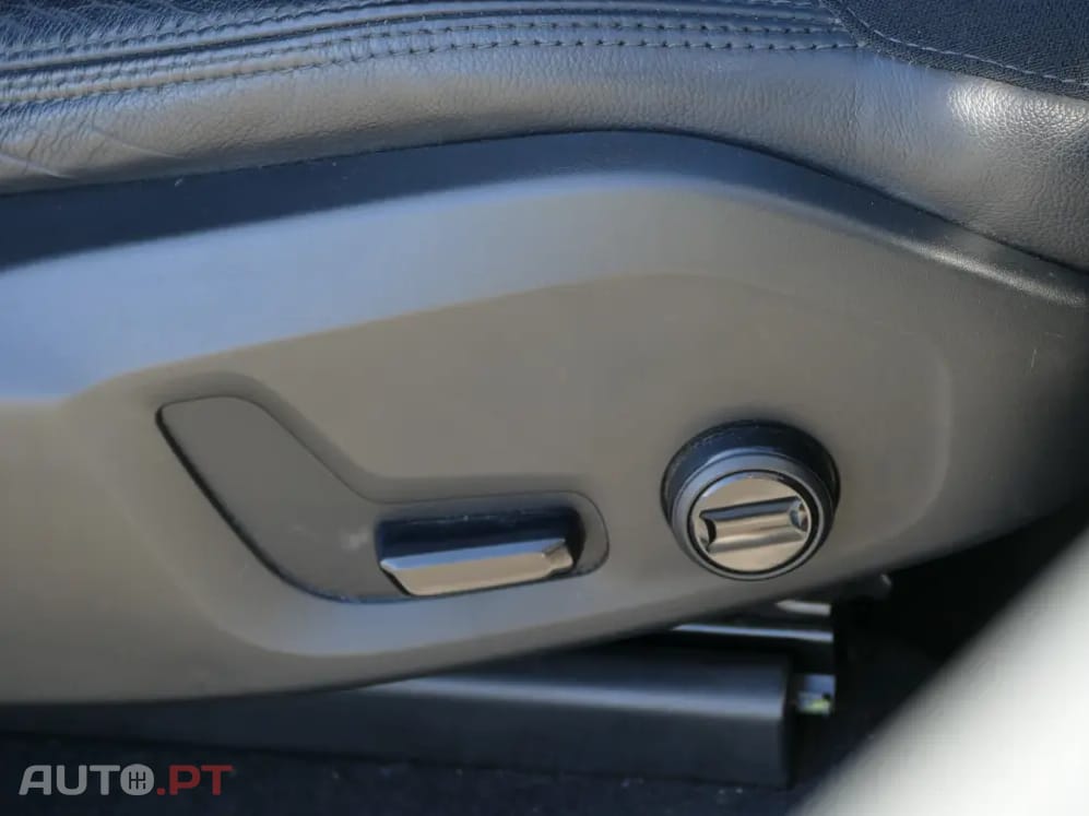 Volvo XC60 2.0 D4 Momentum Geartronic