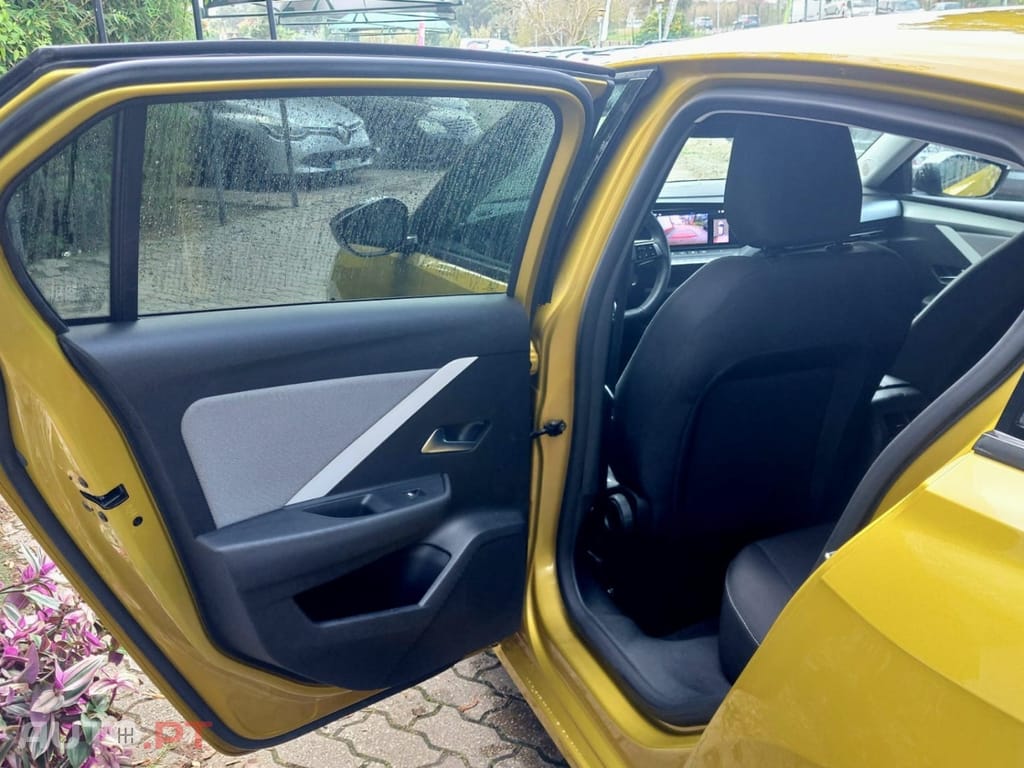 Opel Astra 1.5 D Elegance