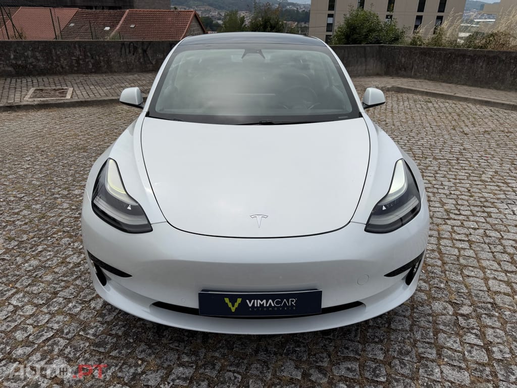 Tesla Model 3 Standard Range Plus RWD