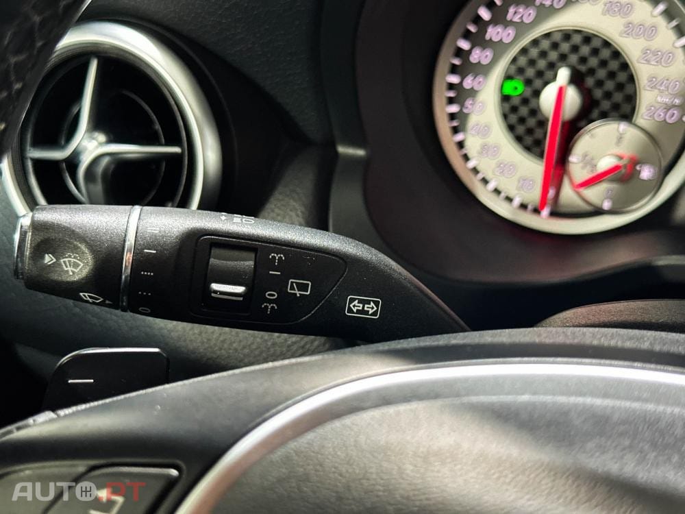 Mercedes-Benz A 180 d 7G-DCT AMG Line