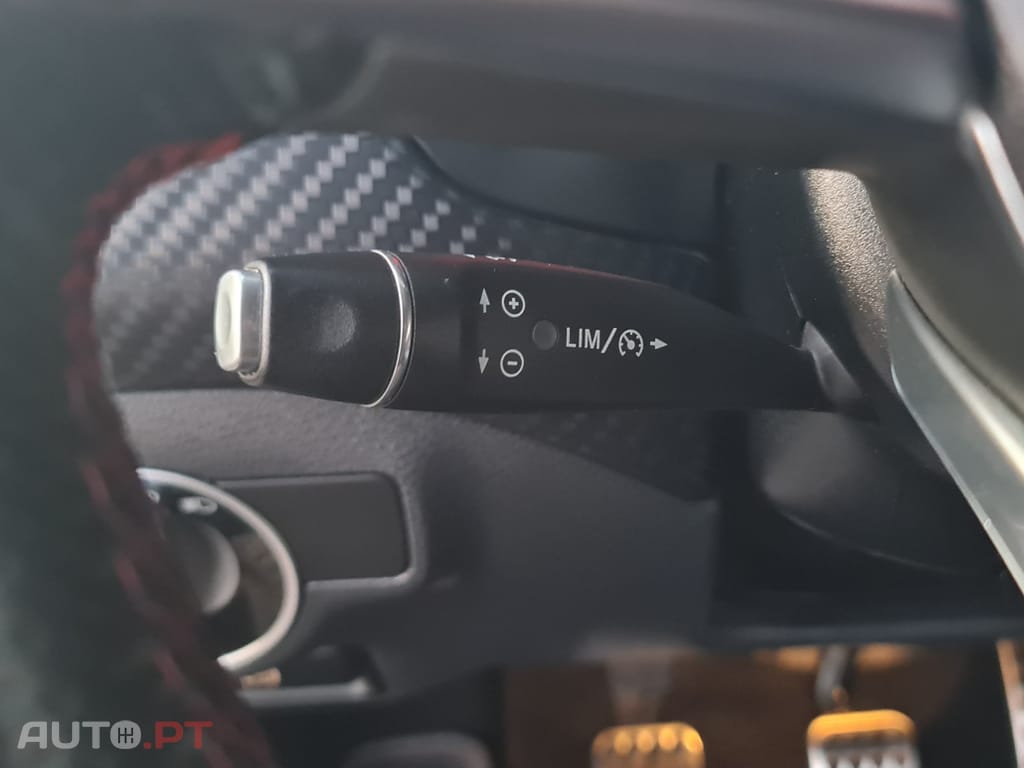 Mercedes-Benz A 180 d AMG Line