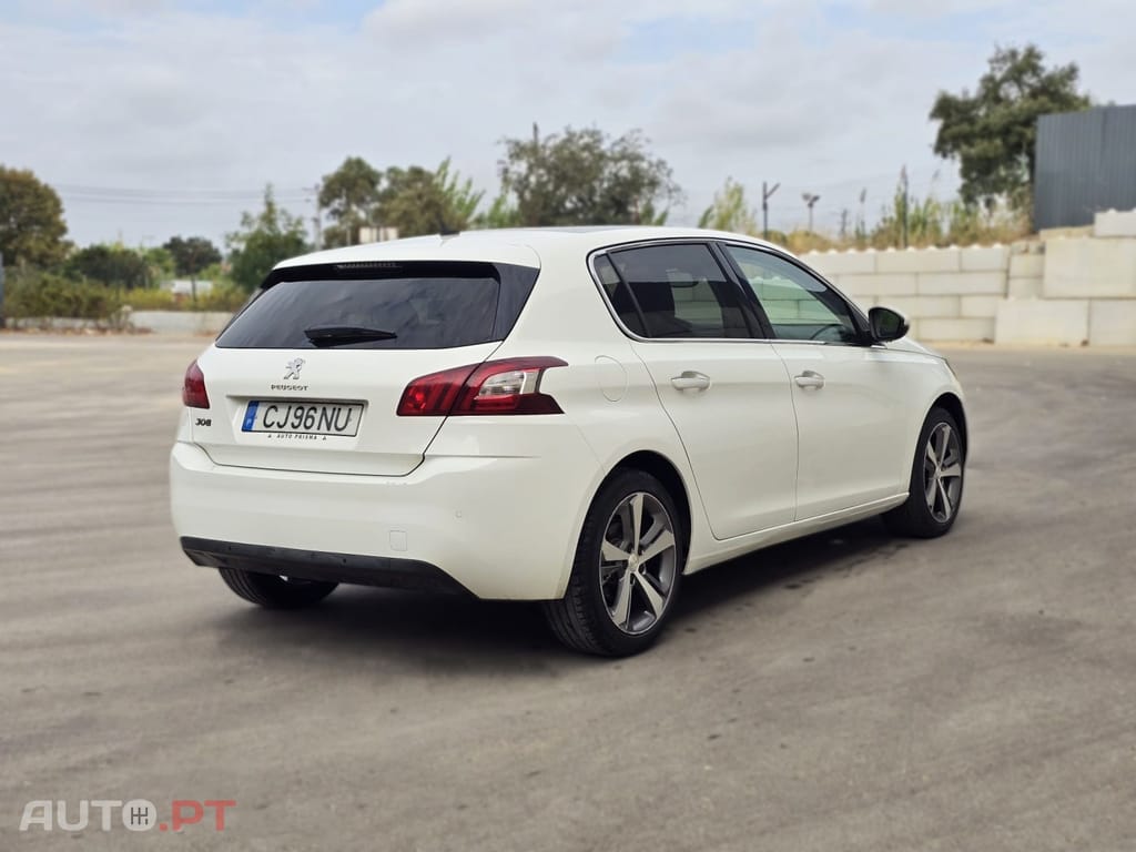 Peugeot 308 1.6 BlueHDi Allure J17