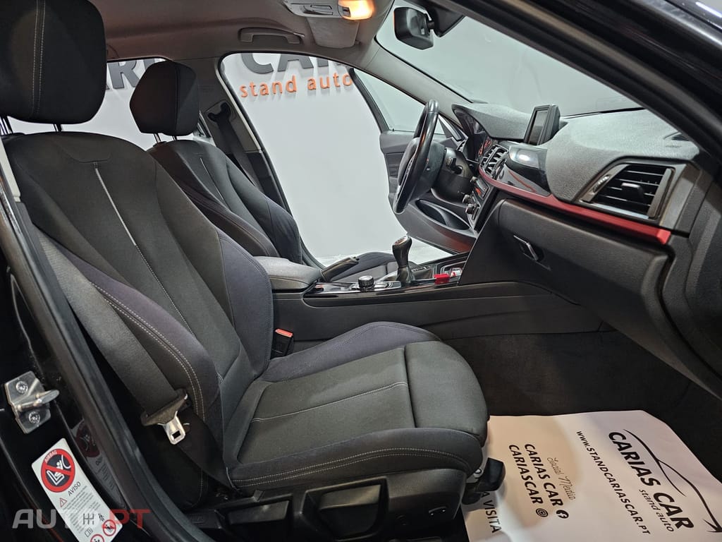 BMW 318 d Touring Line Sport