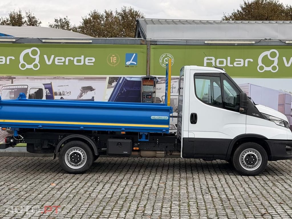 Iveco Daily BASCULA