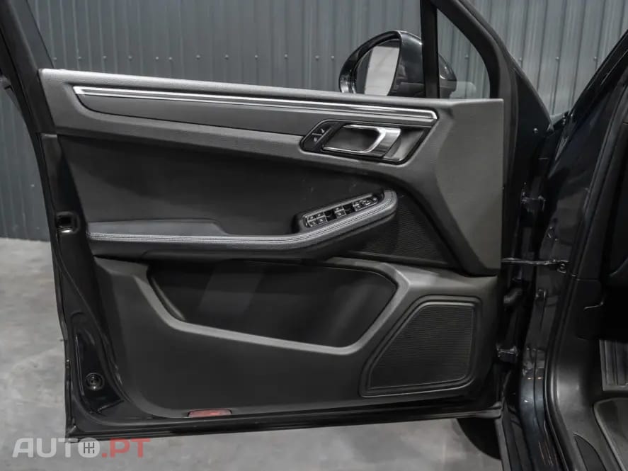 Porsche Macan PDK