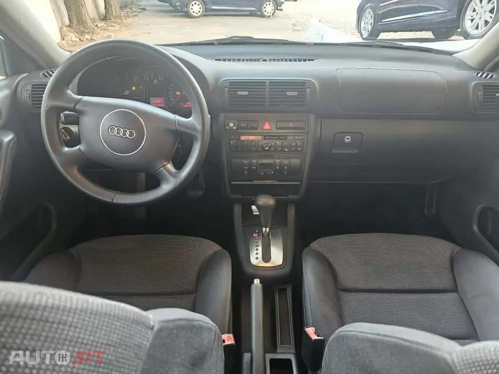 Audi A3 Sportback 1.6 Ambiente Tip.