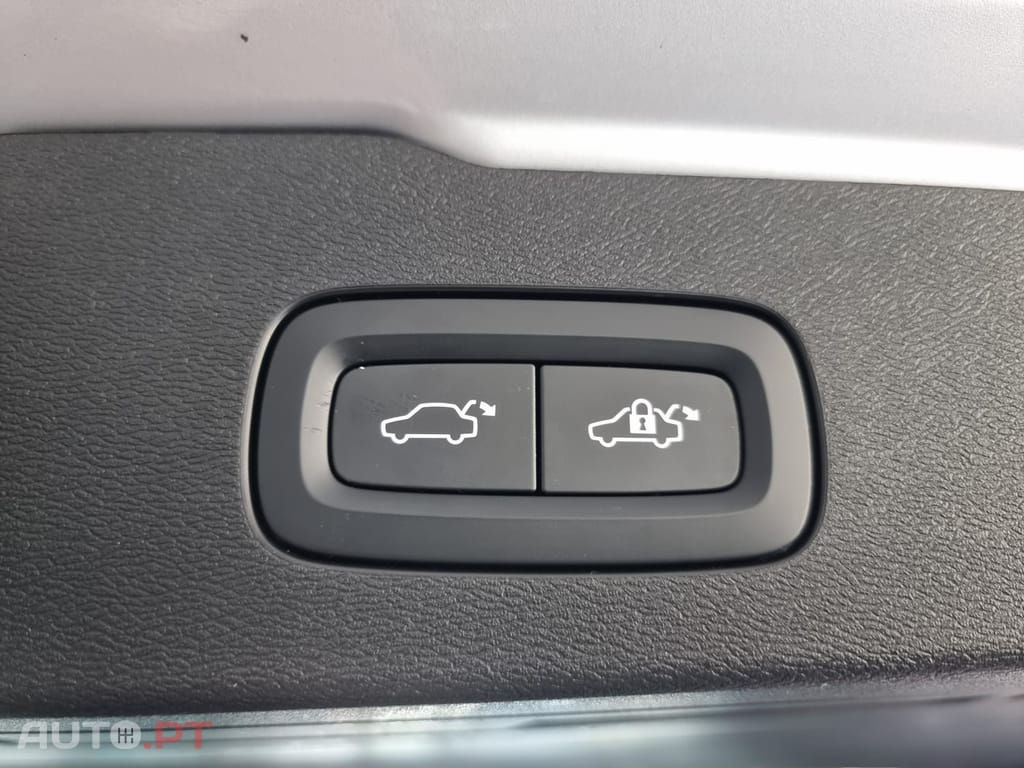 Volvo V60 2.0 T6 AWD TE Inscription Expression — fotografia 52