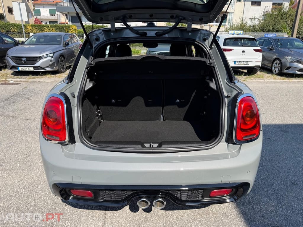 MINI Cooper Cooper SD