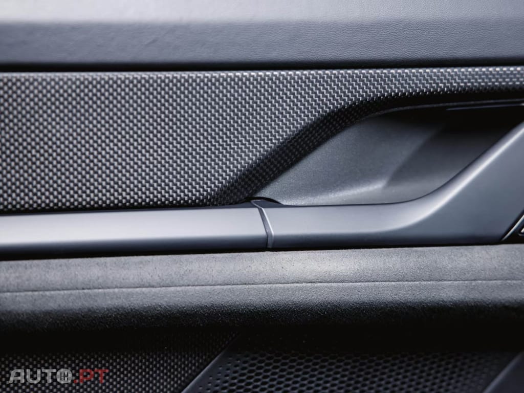 Porsche Taycan GTS I.V.A DEDUTIVEL 