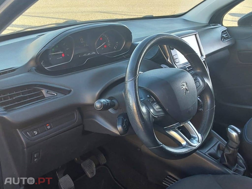 Peugeot 208 1.2 PureTech Allure