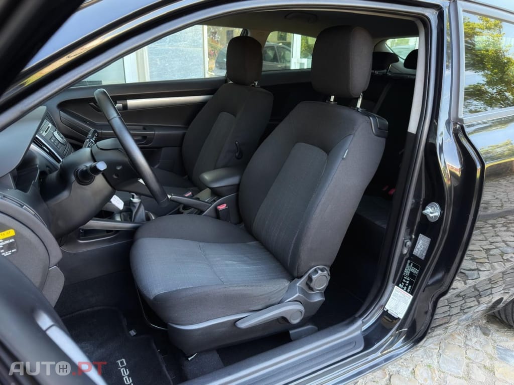Kia Ceed S Coupé 1.4 CVVT EX ISG