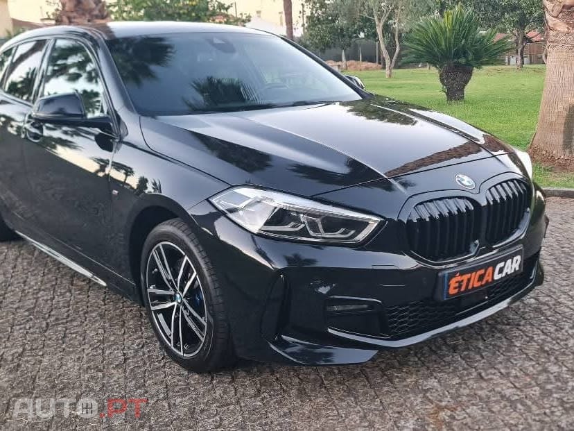 BMW 118 d Pack Desportivo M
