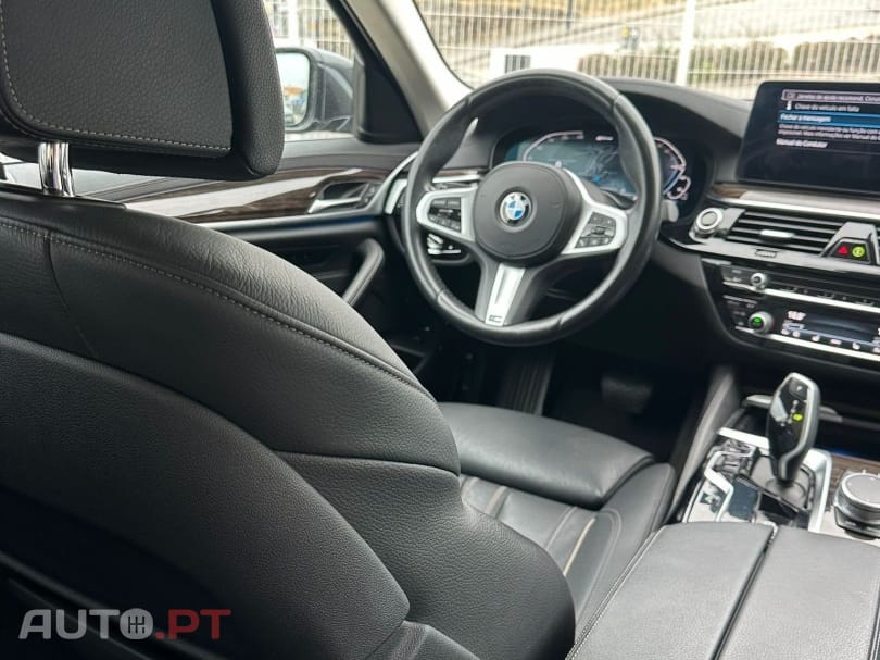 BMW 530 e Line Luxury