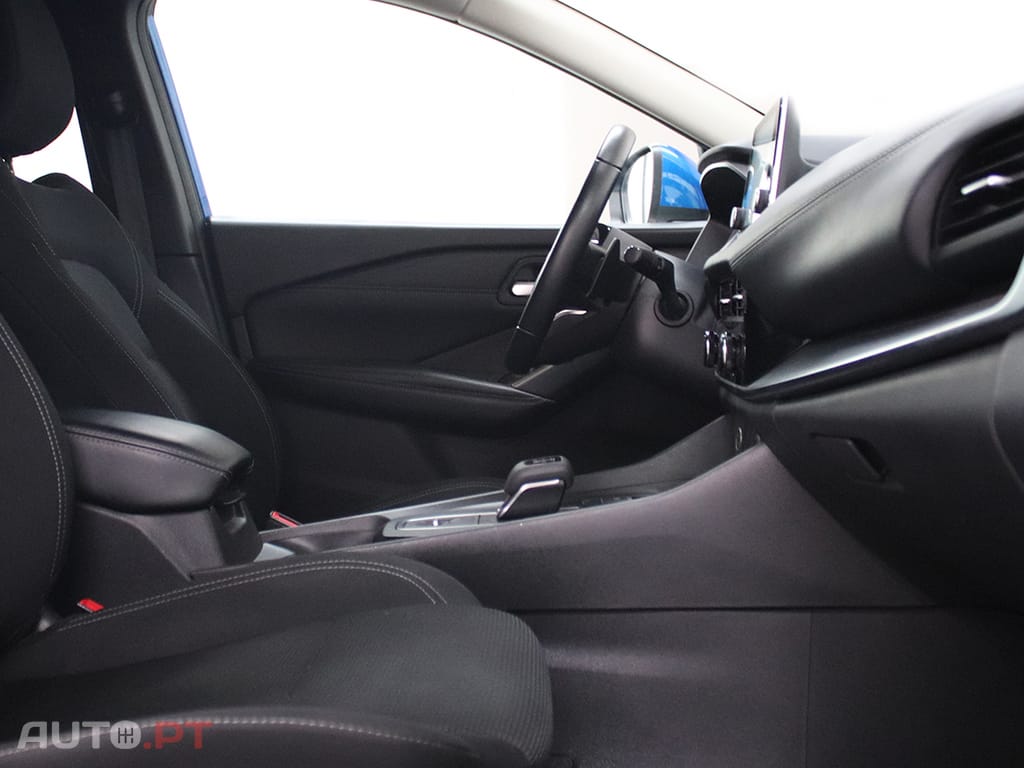 Nissan Qashqai Qashqai 1.3 DIG-T Acenta Xtronic