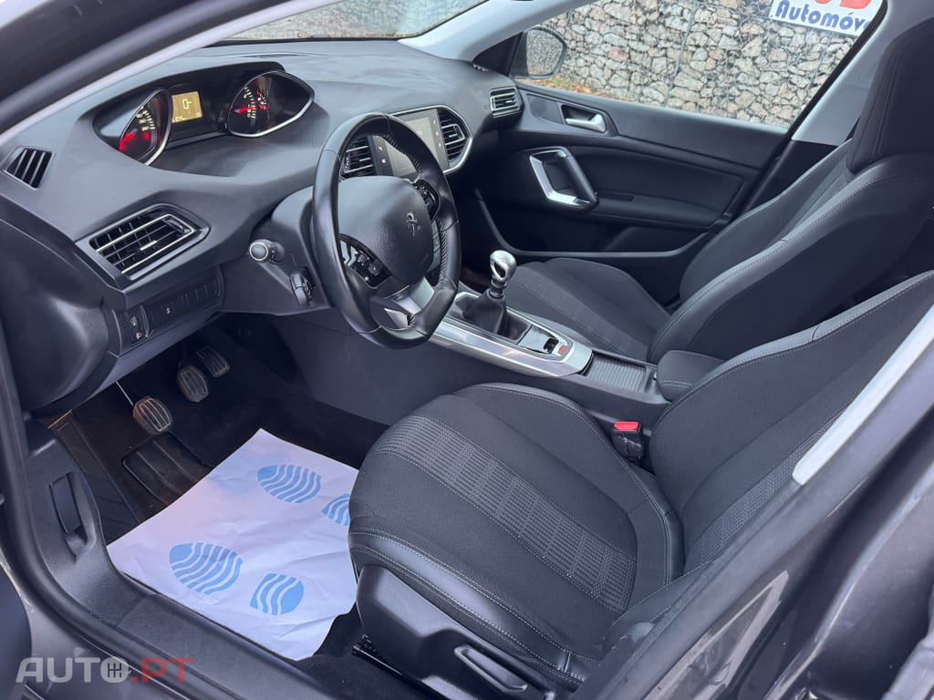 Peugeot 308 PureTech 110 Stop & Start Allure