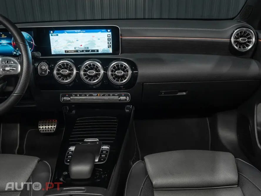 Mercedes-Benz A 180 d 7G-DCT AMG Line