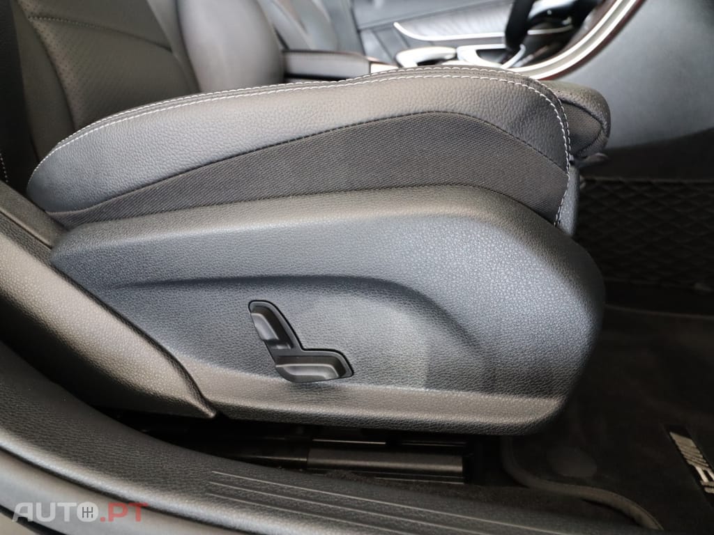 Mercedes-Benz C 300 de AMG Line