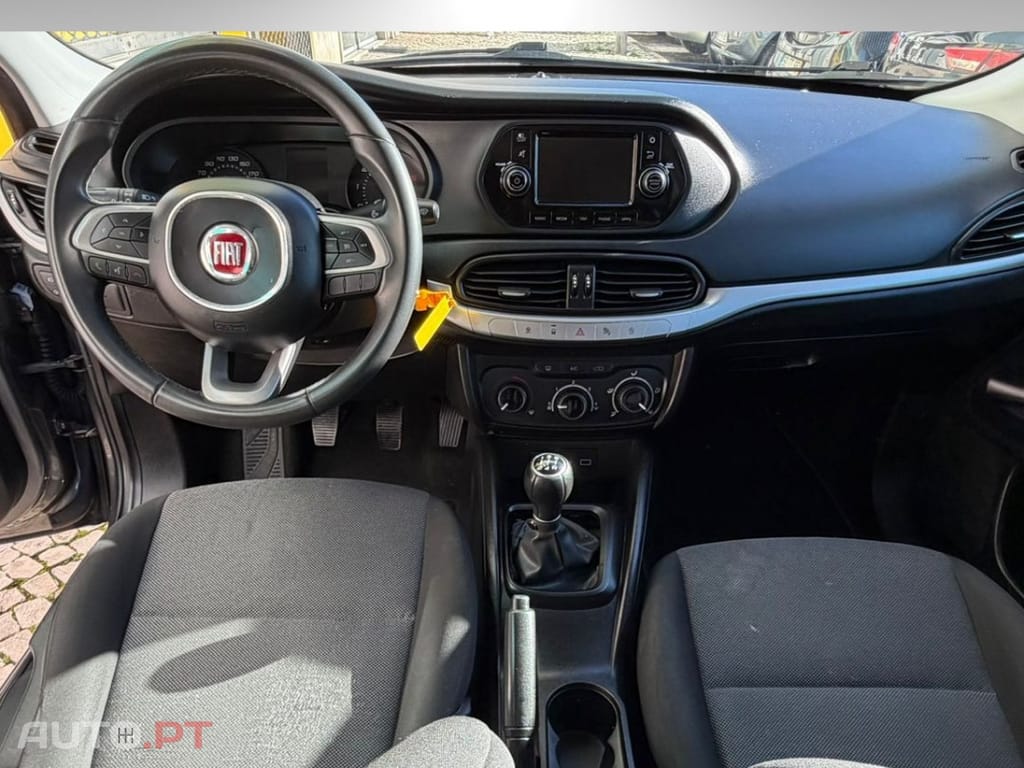Fiat Tipo 1.3 M-Jet Street
