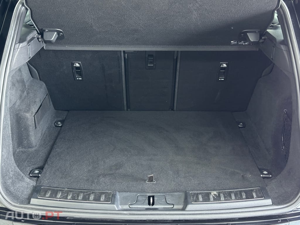 Land Rover Evoque P250 R-Dynamic HSE