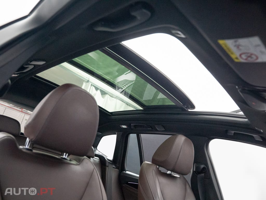 BMW iX3 M Sport Impressive