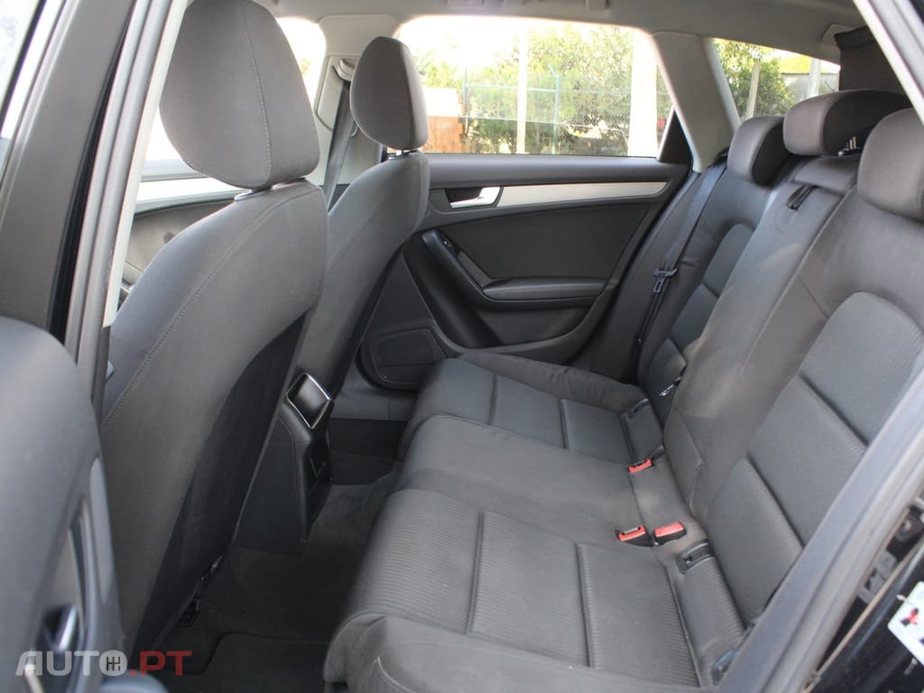 Audi A4 Avant 2.0 TDI Business Line