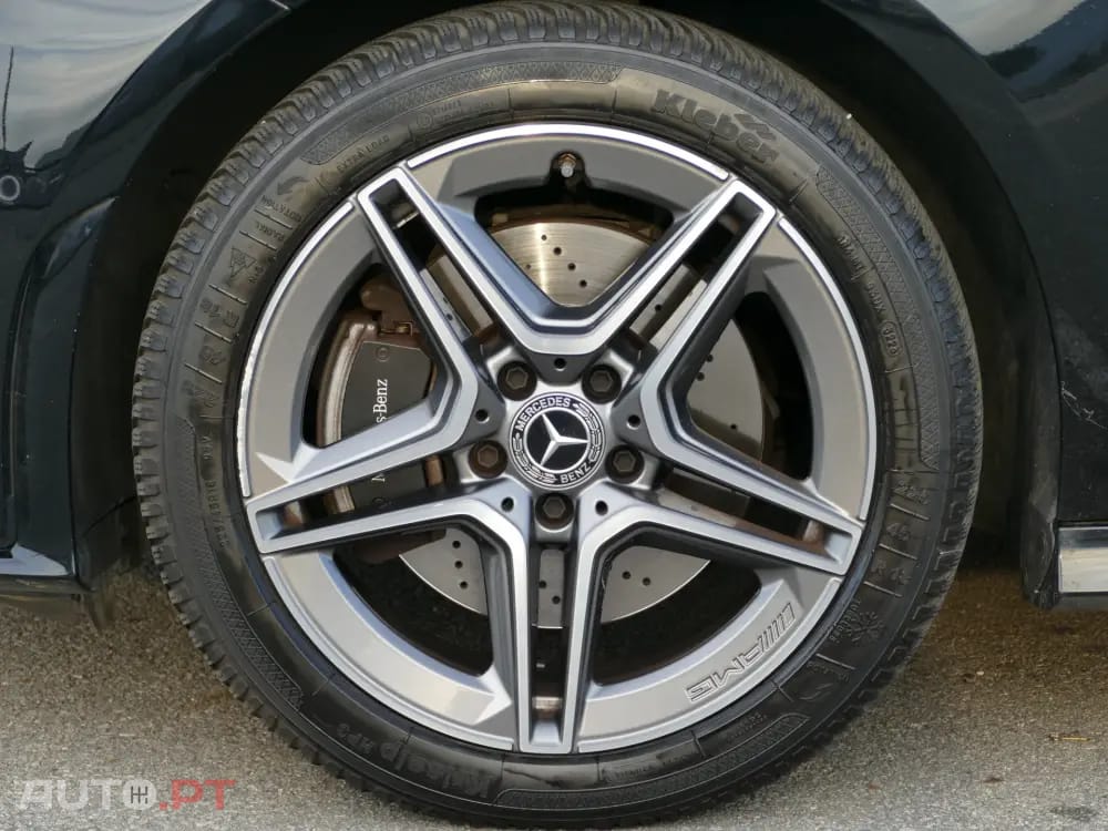 Mercedes-Benz CLA 250 e Shooting Brake AMG Line