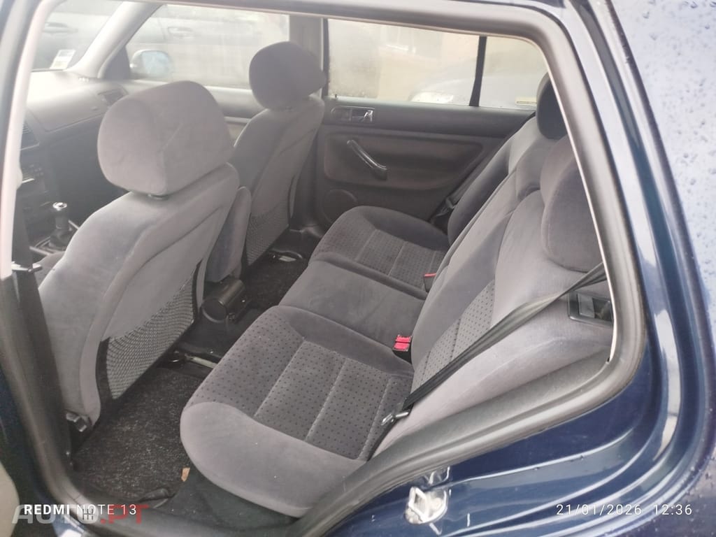 Volkswagen Golf 1.6 Movie