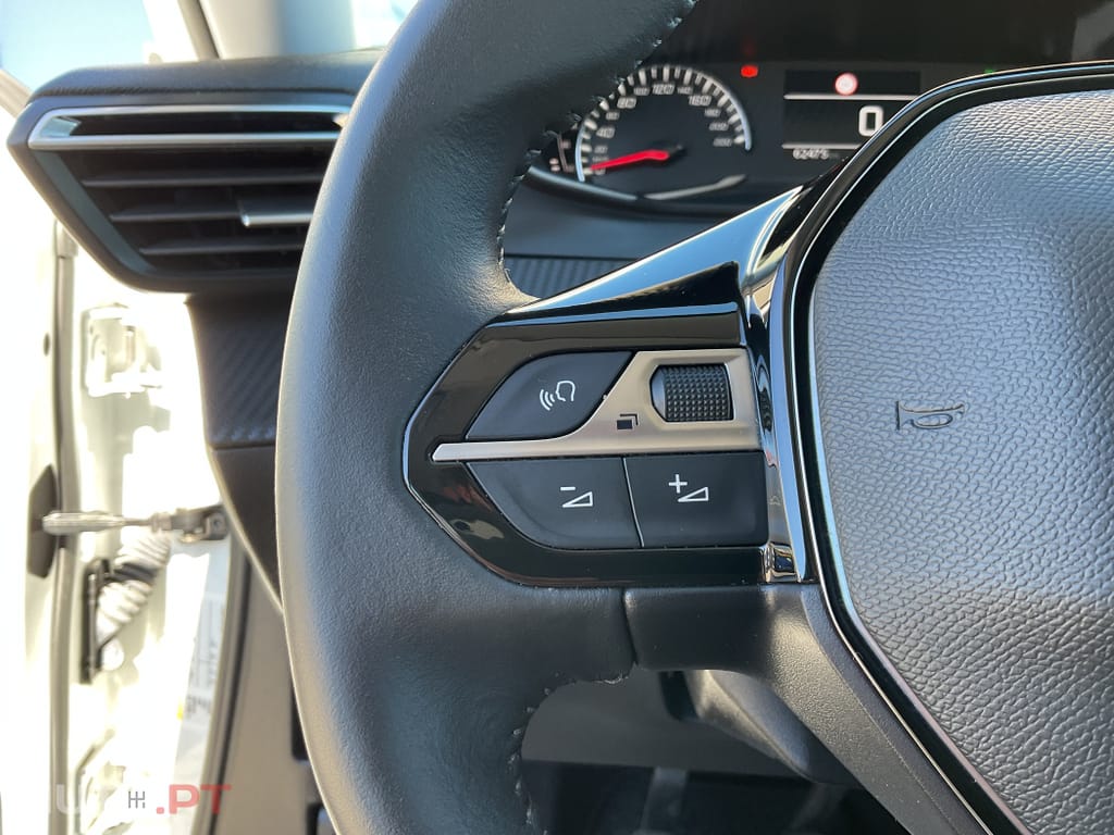 Peugeot 2008 1.2 PureTech Active