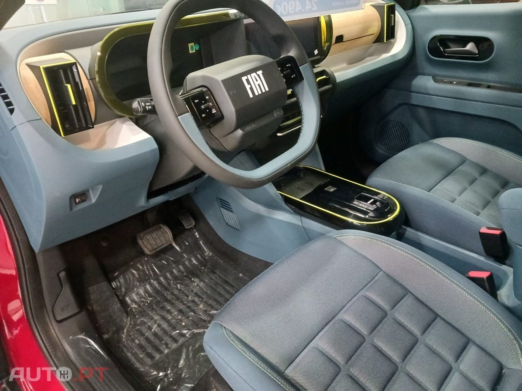 Fiat Grande Panda 1.2 Hybrid La Prima eDCT