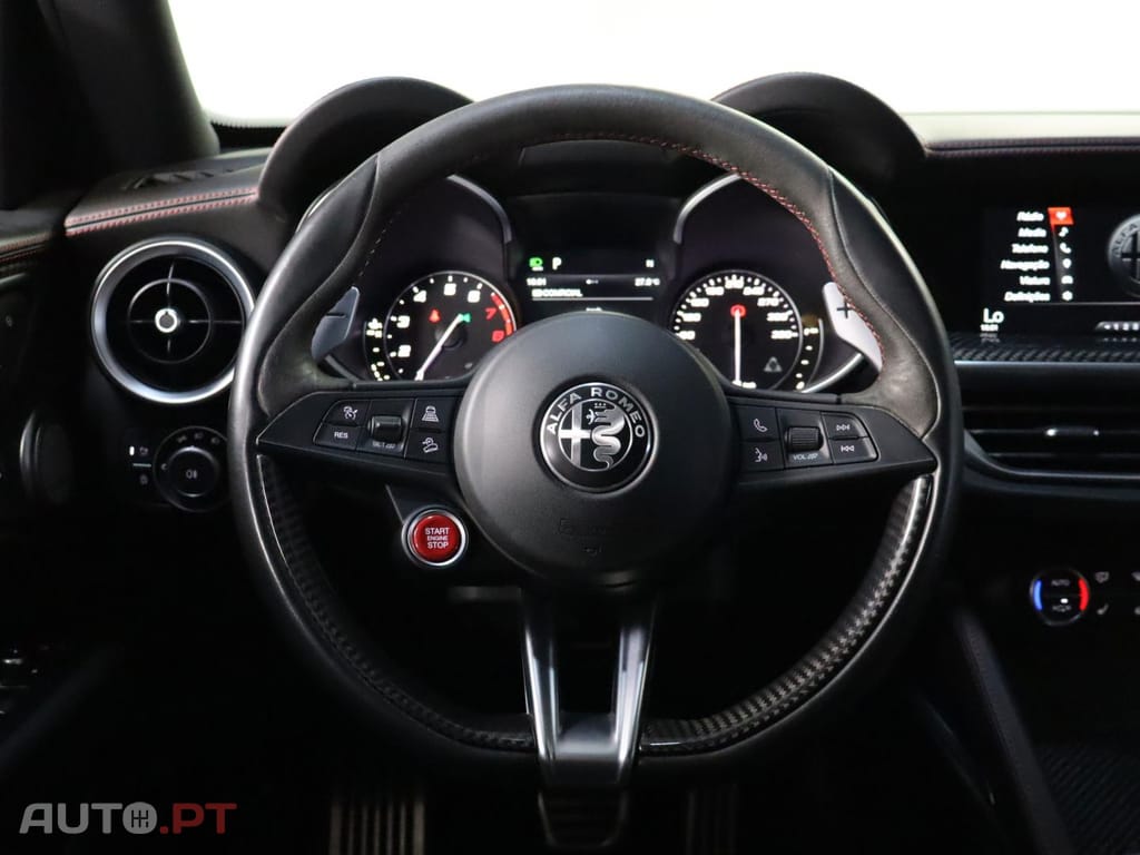 Alfa Romeo Stelvio 2.9  Quadrifoglio AT8 AWD Q4