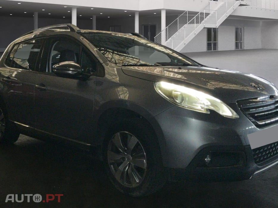 Peugeot 2008 1.2 PureTech Allure
