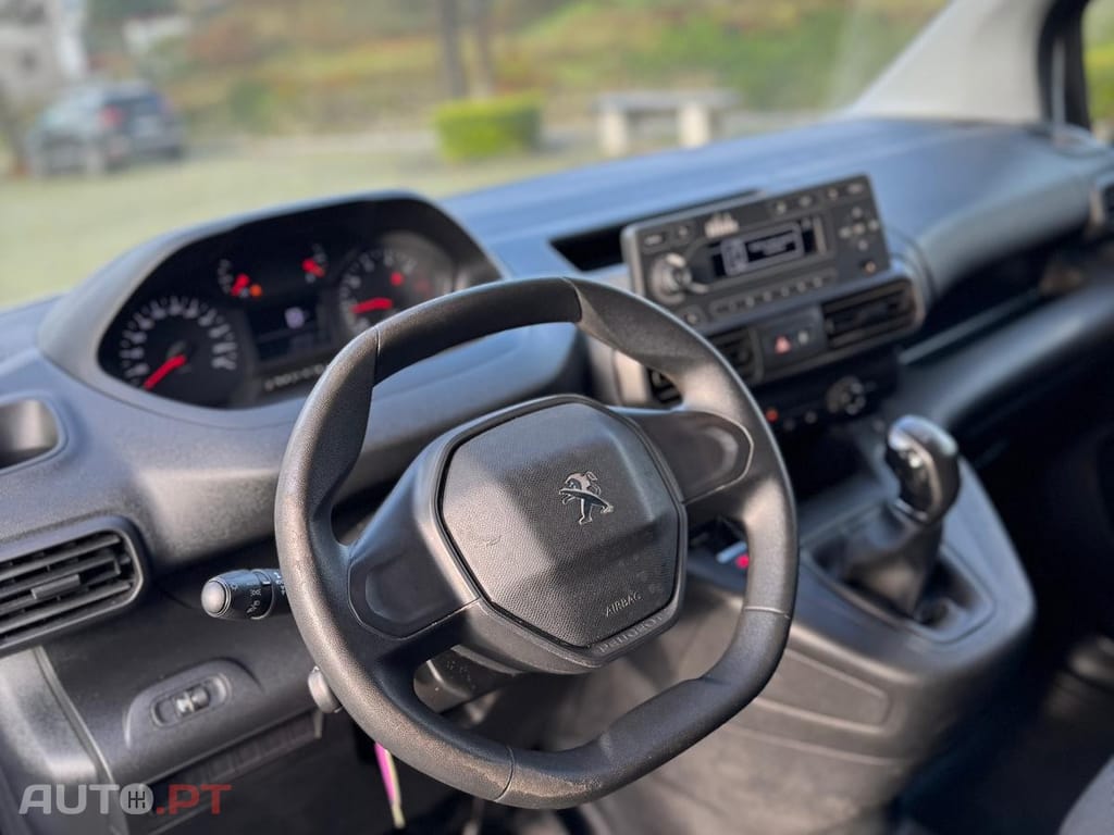 Peugeot Partner 1.5 BlueHDi Premium Standard