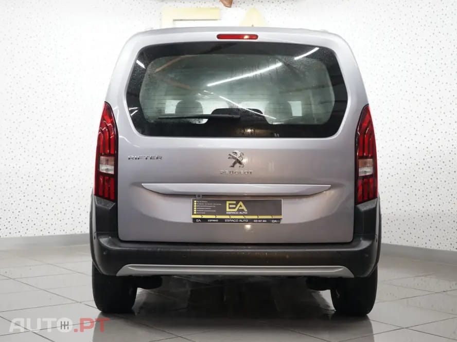 Peugeot Rifter 1.2 PureTech Allure