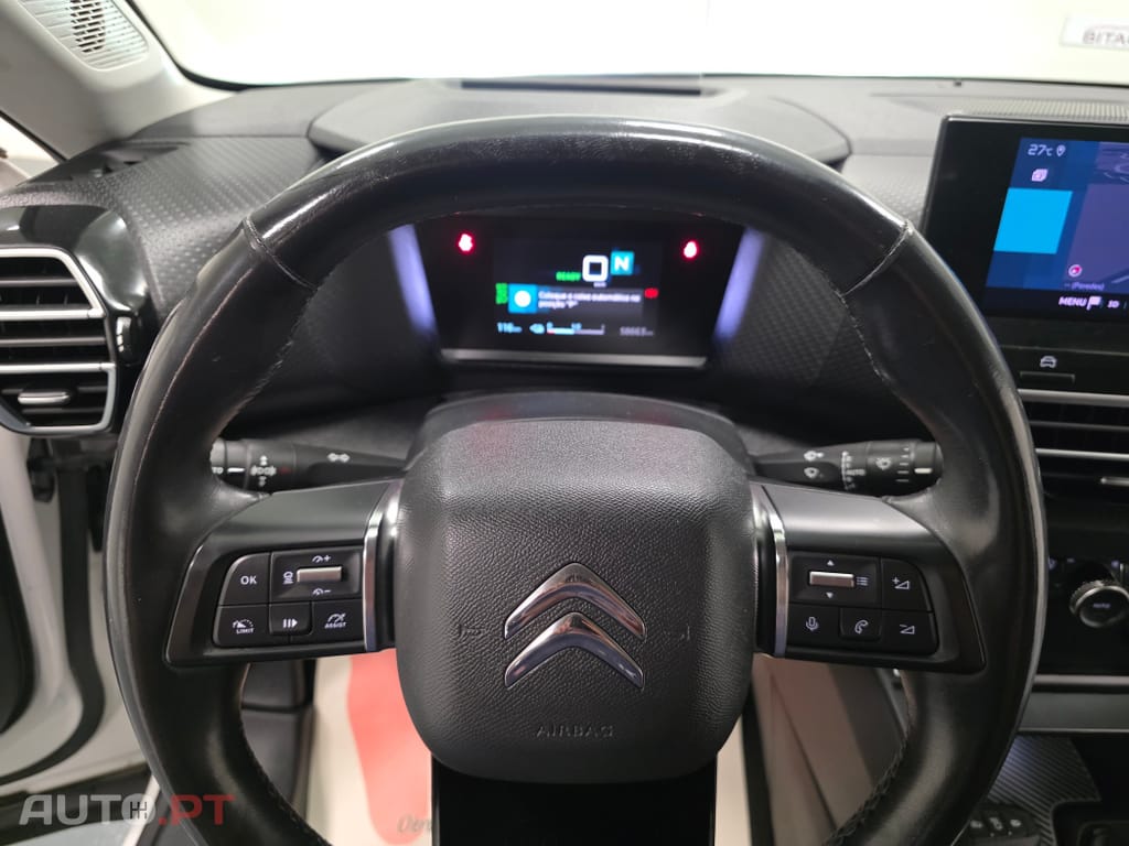 Citroën e-C4 50 kWh Shine — fotografia 97