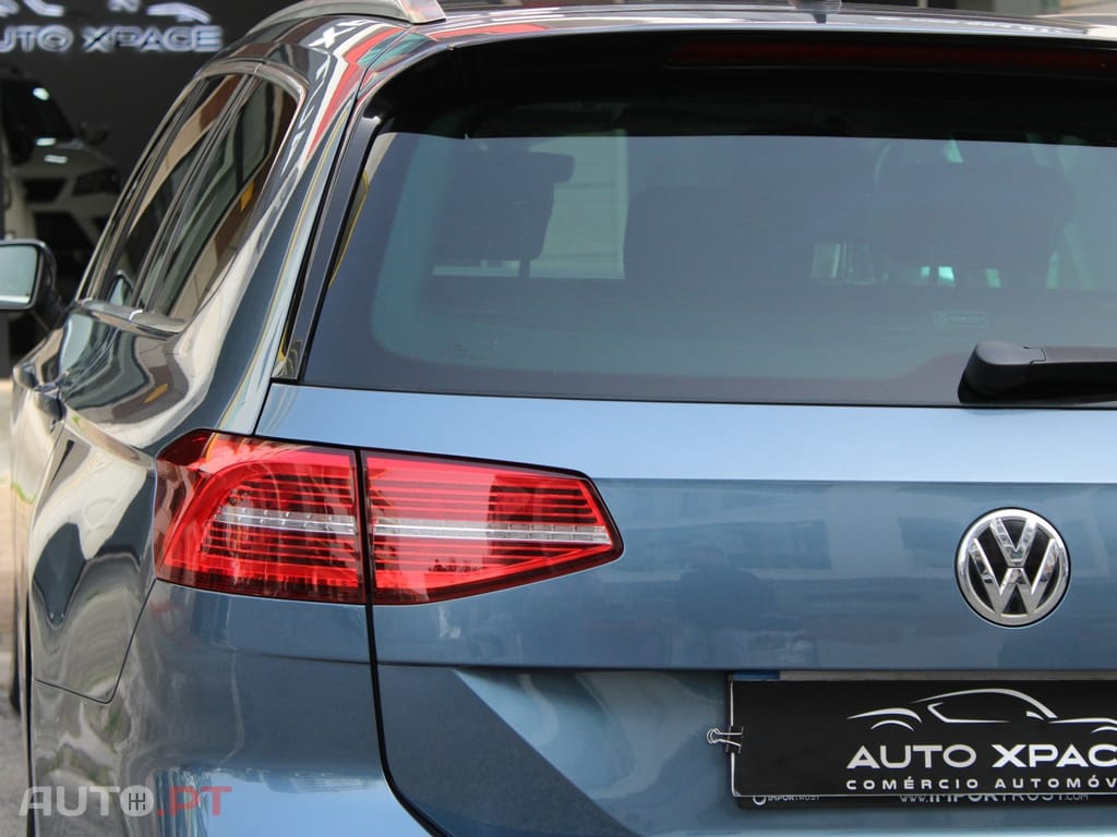 Volkswagen Passat Variant 1.6 TDI Highline DSG