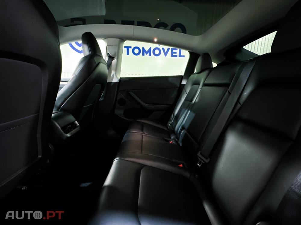 Tesla Model Y Performance AWD
