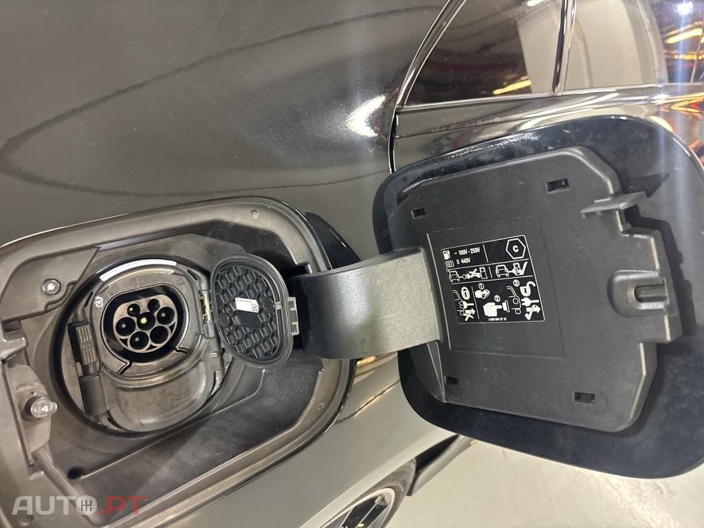 Mercedes-Benz CLA 250 e Style Plus