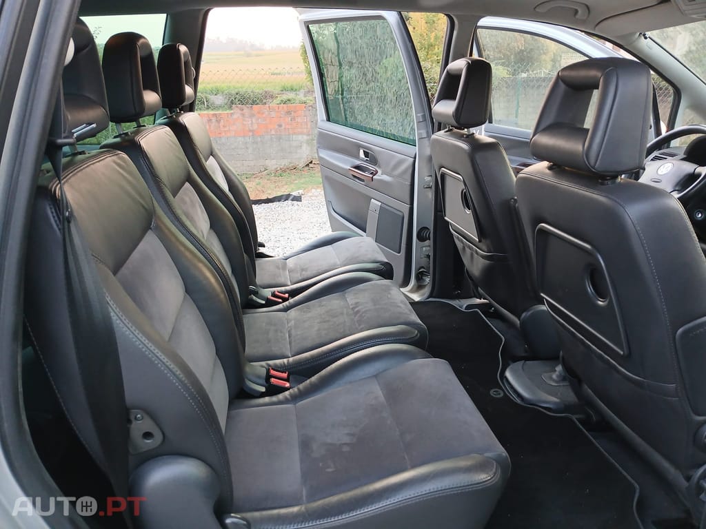Volkswagen Sharan 1.9 TDI 7Lugares