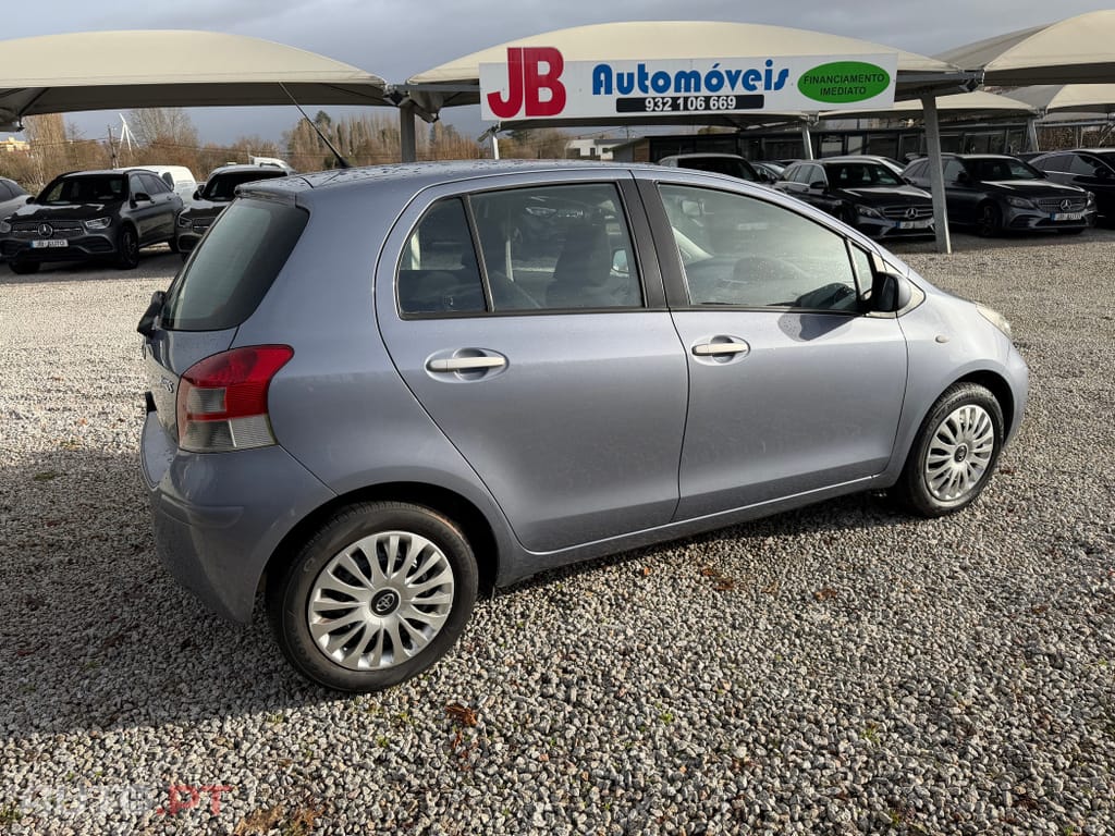 Toyota Yaris 1.0 VVT-i Comfort+AC