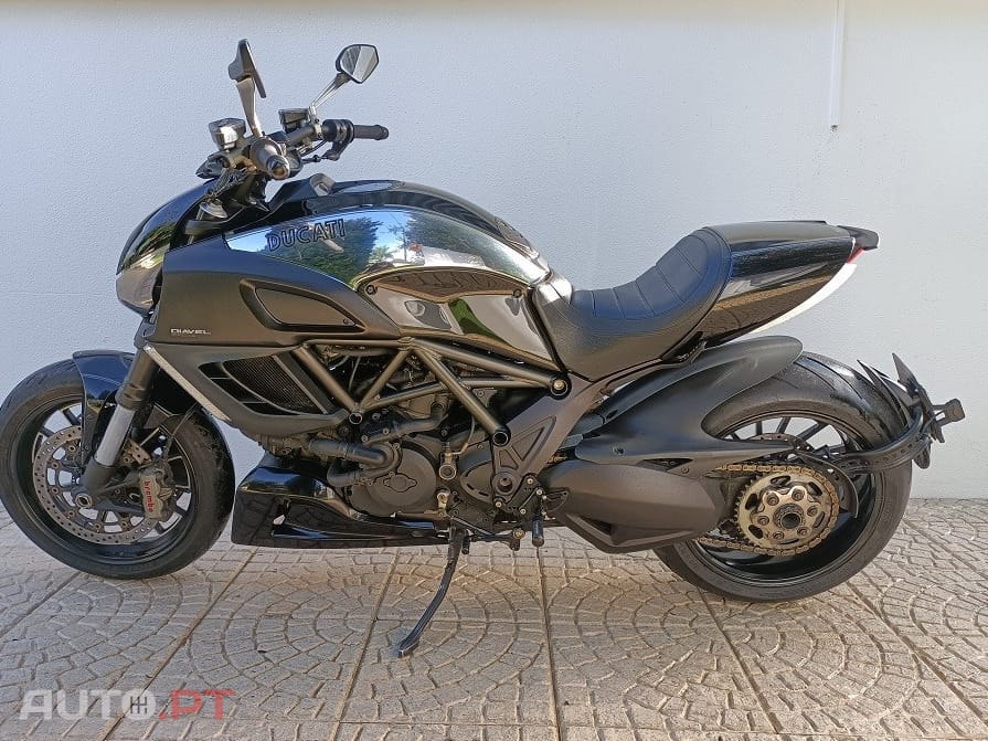 Ducati Diavel 1200 CROMO ABS COM EXTRAS