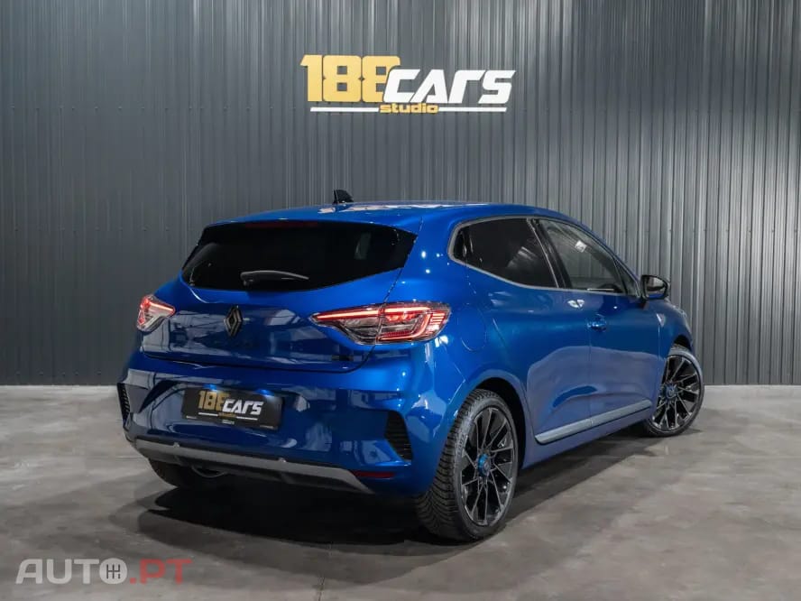 Renault Clio 1.6 E-Tech Full Hybrid RS Line