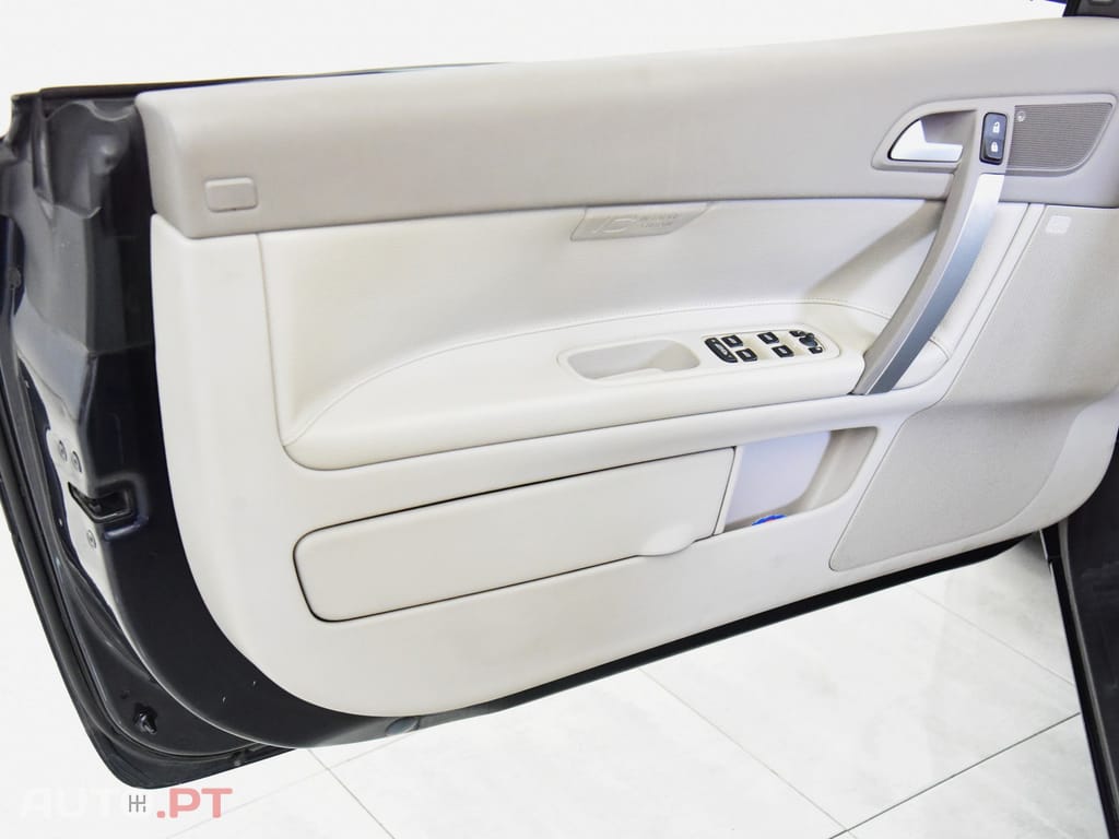 Volvo C70 2.4 D5 Momentum Geartronic