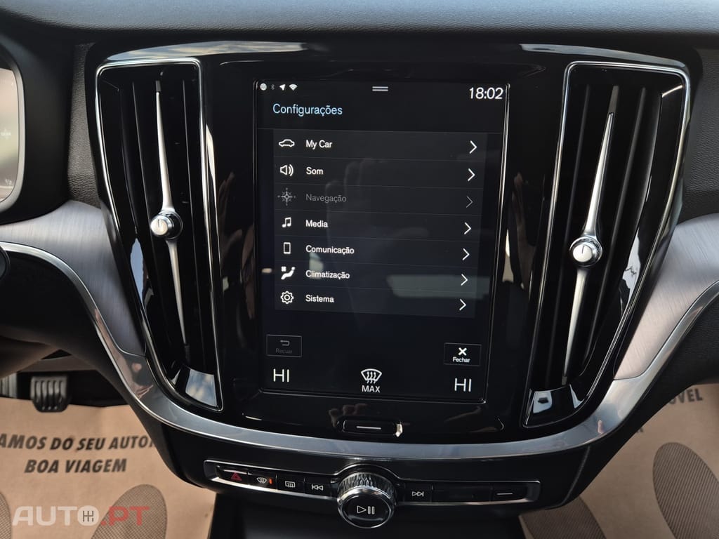 Volvo V60 2.0 D3 Momentum Plus