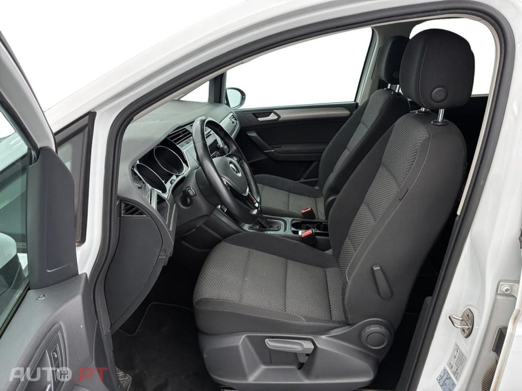 Volkswagen Touran 2.0 TDi Lounge Business DSG