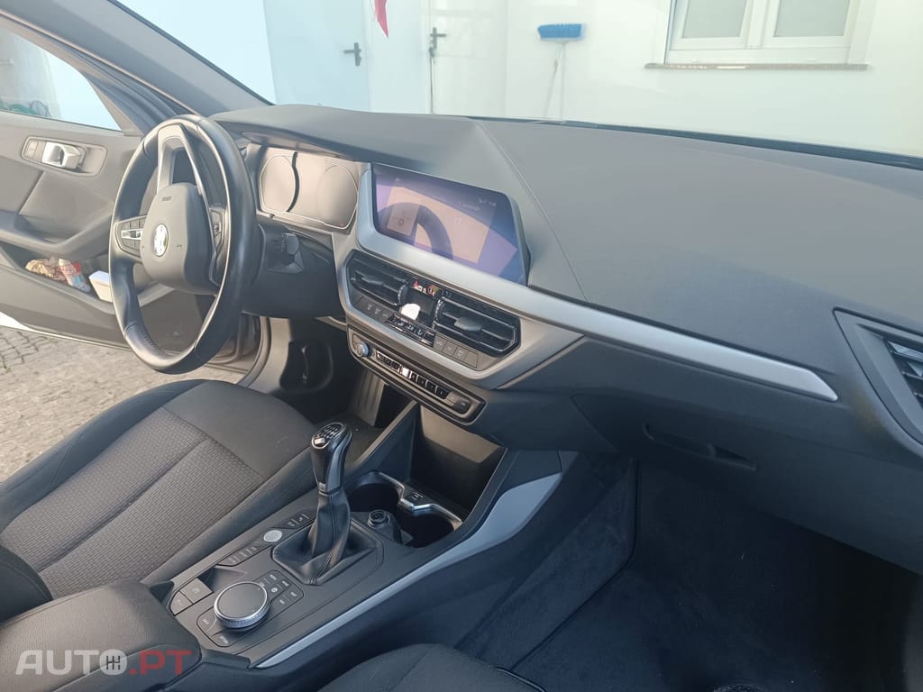 BMW 116 Advantage — fotografia 2