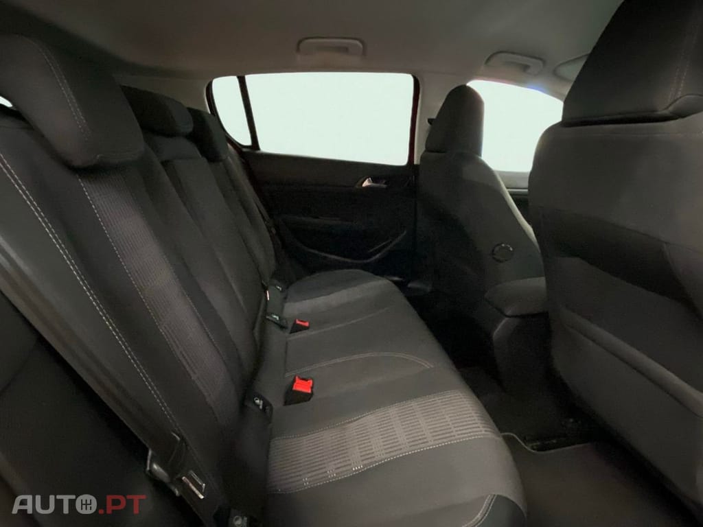 Peugeot 308 1.2 PureTech Allure EAT8