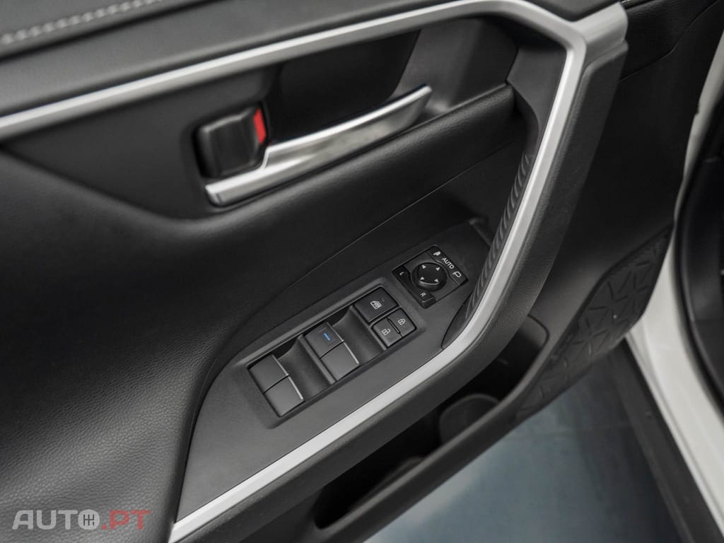 Toyota RAV4 2.5 HDF Comfort