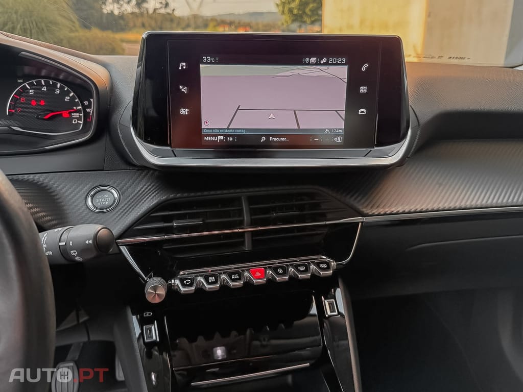 Peugeot 2008 PureTech 100 Allure