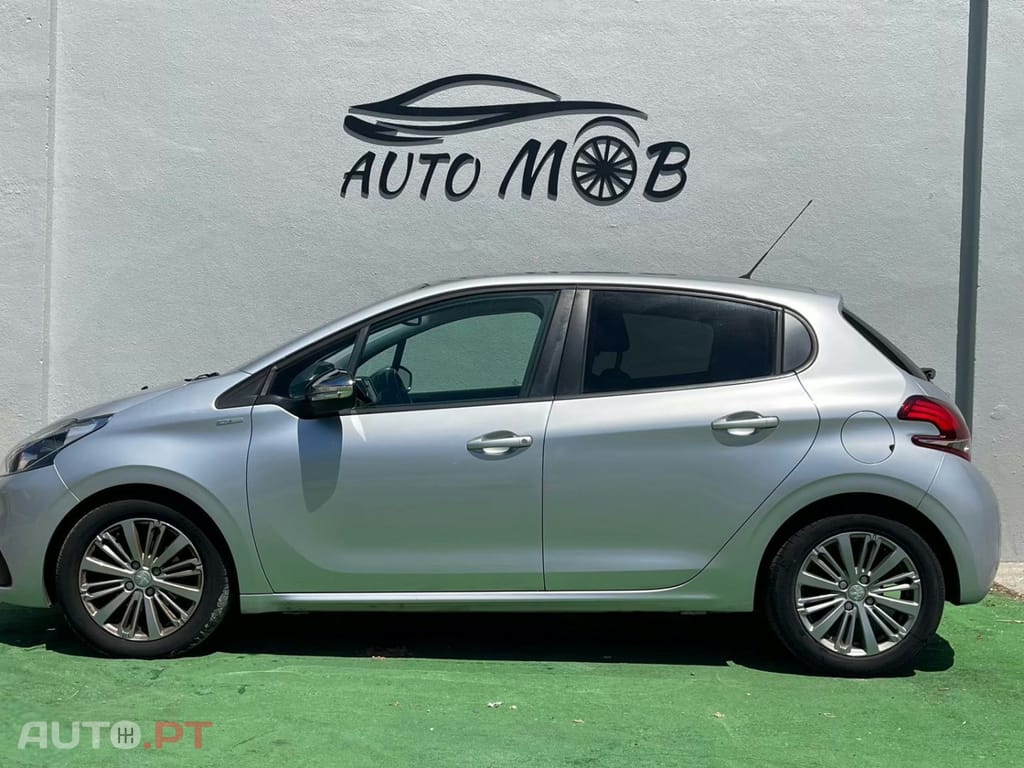 Peugeot 208 1.6 BlueHDi Style